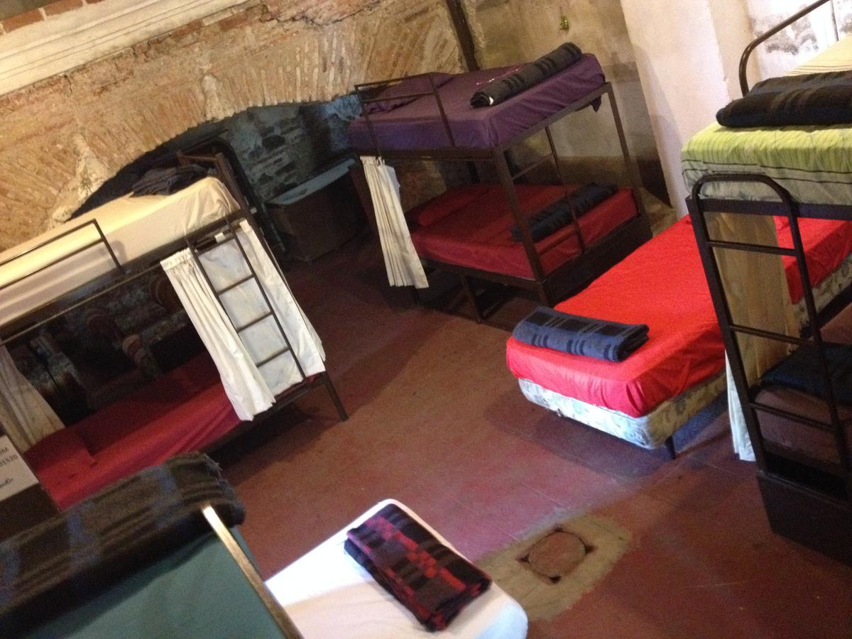 Split Hostel Antigua Екстер'єр фото