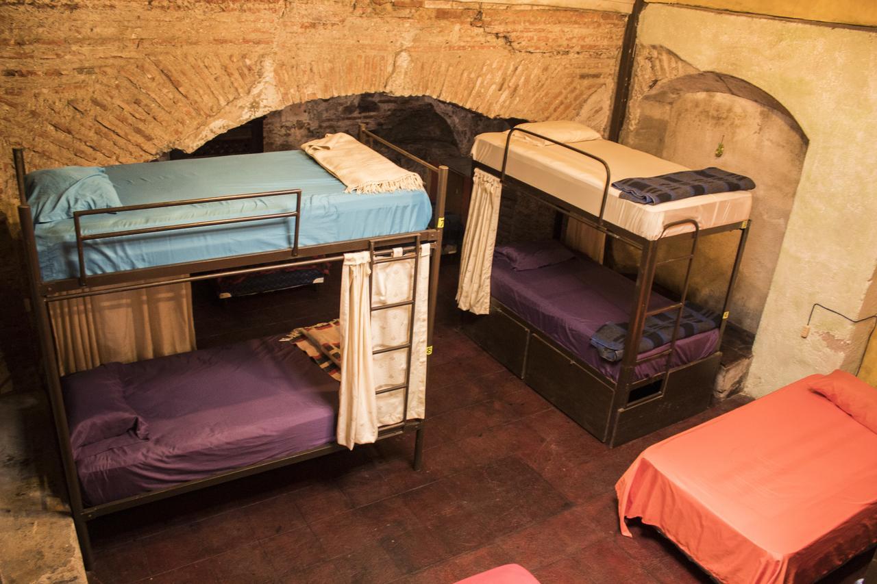 Split Hostel Antigua Екстер'єр фото