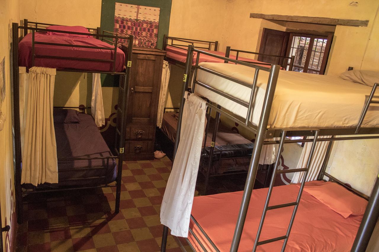 Split Hostel Antigua Екстер'єр фото